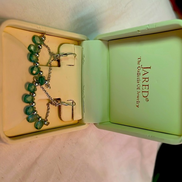 Beautiful Drop earrings - Picture 1 of 3